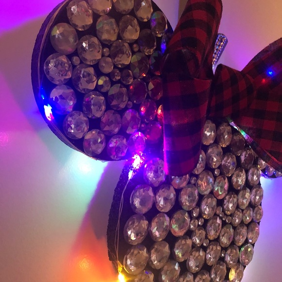 Disney Mickey Minnie light up Christmas wreath - Picture 3 of 6